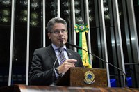 Alessandro Vieira defende CPI dos tribunais superiores e diz que a população cobra transparência