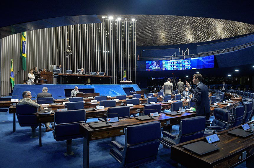 Plenário do Senado Federal durante sessão deliberativa extraordinária.  Em pronunciamento, senador Veneziano Vital do Rêgo (PSB-PB) à bancada.   Foto: Roque de Sá/Agência Senado