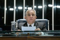 Avança PEC que permite acumulação de cargos por militares