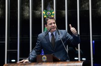 Reguffe cobra do governo correção da tabela do IR