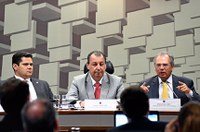 Guedes diz que reforma da Previdência é urgente e ‘bola está com o Congresso’