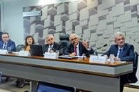 Participantes de audiência se manifestam contra a fusão do Banco do Nordeste com o BNDES