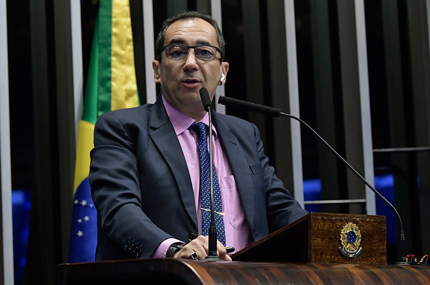 Plen&aacute;rio do Senado Federal durante sess&atilde;o deliberativa ordin&aacute;ria.   &Agrave; tribuna, em discurso, senador Jorge Kajuru (PSB-GO).  Foto: Waldemir Barreto/Ag&ecirc;ncia Senado