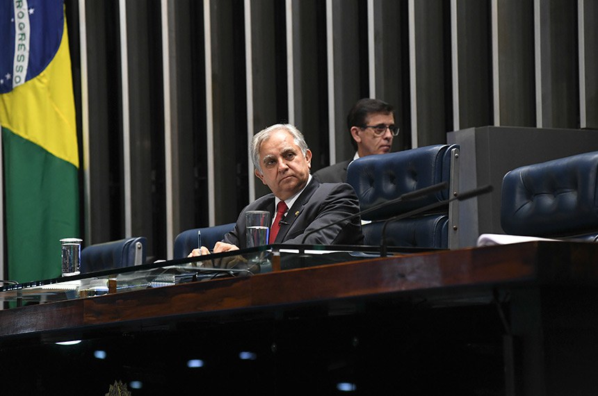 Plenário do Senado Federal durante sessão não deliberativa.   À mesa, senador Izalci (PSDB-DF).  Foto: Jefferson Rudy/Agência Senado