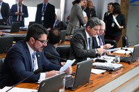 CAE aprova contratação de crédito externo para Vitória e Fortaleza