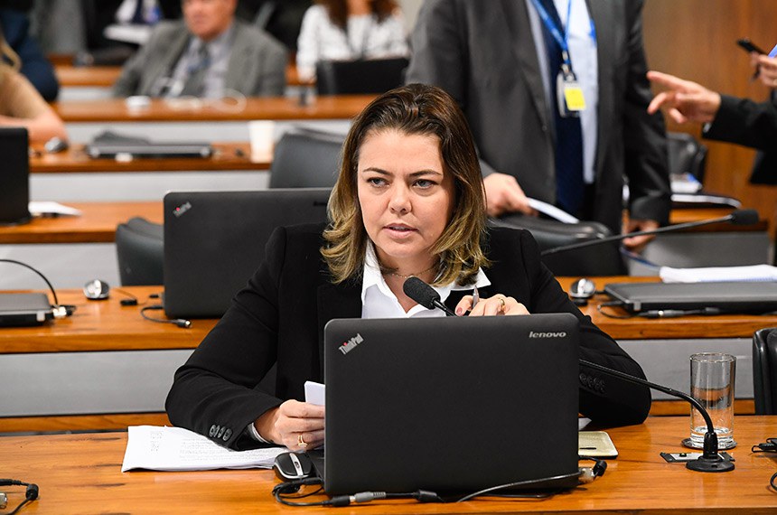 A relatora, senadora Leila Barros, defendeu a aprovação da proposta 