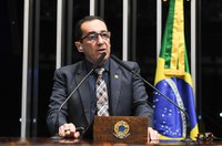 Kajuru elogia intenção do governo de reduzir renúncias fiscais 