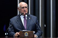 Coaf deve permanecer no Ministério da Justiça, diz Lasier Martins