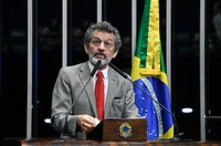 Paulo Rocha diz que reforma da Previdência provocará caos no país