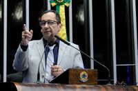 Kajuru diz que impressão é que Bolsonaro não falou com ministro da Educação