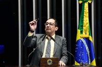 Mulher encarcerada tem sido invisível para a sociedade, afirma Kajuru