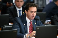 Projeto de lei obriga presença de ambulâncias nos aeroportos do país