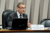 CMA convoca ministro de Minas e Energia para falar sobre riscos de barragem