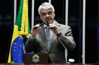 Humberto Costa defende contrapartida de empresas aéreas com capital estrangeiro 