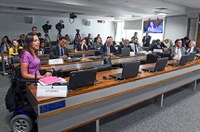 CDR pode votar projeto que torna prédios públicos mais acessíveis 