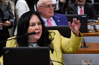 Senadoras sugerem prisão para casos de stalking