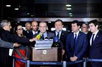 Carta com mais de 250 mil assinaturas pede manutenção do Coaf com Ministério da Justiça