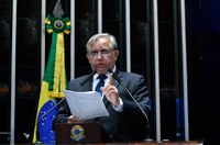 Izalci destaca avanços da MP contra fraudes no INSS 