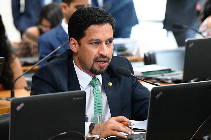 O senador Rodrigo Cunha é autor do pedido para realização da audiência pública que vai discutir o PL 1.829/2019 na Comissão de Constituição e Justiça