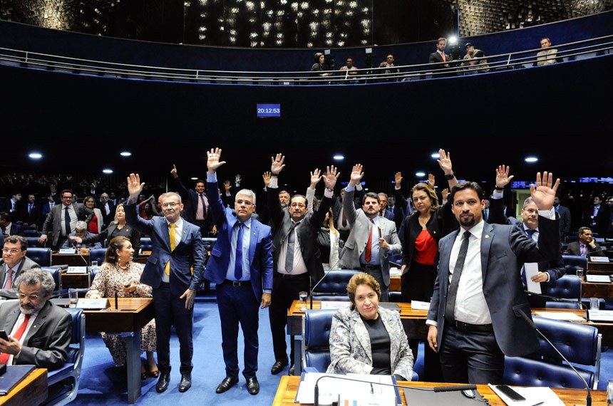 Plen&aacute;rio do Senado Federal durante sess&atilde;o deliberativa ordin&aacute;ria. Ordem do dia.  Plen&aacute;rio durante vota&ccedil;&atilde;o.  Participam: senador Alessandro Vieira (PPS-SE); senador Eduardo Gir&atilde;o (Podemos-CE); senador Fabiano Contarato (Rede-ES); senador Jaques Wagner (PT-BA); senador Jorge Kajuru (PSB-GO);  senador Marcos do Val (Cidadania-ES); senador Paulo Rocha (PT-PA);  senador Rodrigo Cunha (PSDB-AL); senadora Leila Barros (PSB-DF);  senadora Renilde Bulh&otilde;es (Pros-AL); senadora Soraya Thronicke (PSL-MS).  Foto: Roque de S&aacute;/Ag&ecirc;ncia Senado