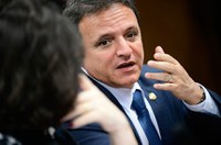 CCJ analisa proposta que criminaliza o uso de caixa dois nas eleições