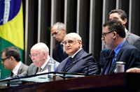 Senado comemora os 50 anos da Universidade Feevale