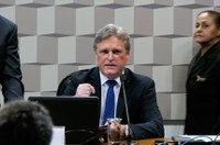 CE aprova projeto que nomeia trecho da BR-282 Renato Nunes de Oliveira 