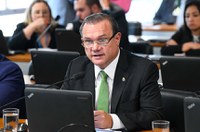 Empresa poderá deduzir despesa com curso superior de empregado, prevê projeto 