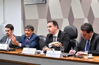 Governadores cobram inclusão de estados na reforma da Previdência no Senado