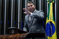 Marcos Rogério critica debate ideológico sobre política de defesa do meio ambiente