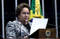 Renilde apela por manutenção de agência da Receita Federal em Alagoas