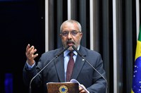 Paulo Paim alerta para impactos do teto de gastos públicos na saúde