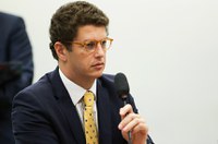 CMA aprova convite a ministro Ricardo Salles para falar sobre Fundo Amazônia