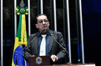 Discussão da reforma da Previdência aperfeiçoa o texto, diz Kajuru 