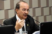 CE pode aprovar fundo para conceder bolsas de estudo em faculdades privadas