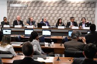 Ministério da Ciência e Tecnologia tem um terço de cargos vagos, diz diretor