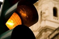 Projeto obriga funcionamento de semáforos intermitentes