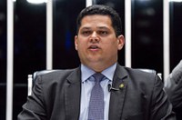Davi diz que trabalho no Senado continuará pautado pelo entendimento