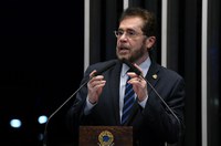 Plínio pede leilão de aeronave apreendida em operação no Amazonas 