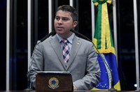 Marcos Rogério comemora os 36 anos da primeira Constituição de Rondônia