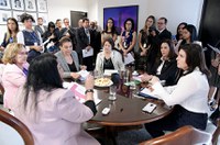 Congresso instala Comissão de Combate à Violência contra a Mulher