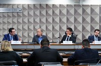 Fabricante deve disponibilizar peças de reposição por prazo maior, aponta debate