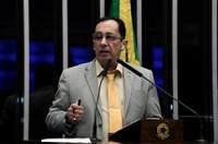 Kajuru critica corte de recursos para educação e pesquisa pelo governo