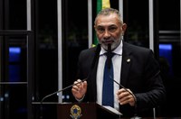 Telmário parabeniza Bolsonaro por redução de imposto sobre videogame