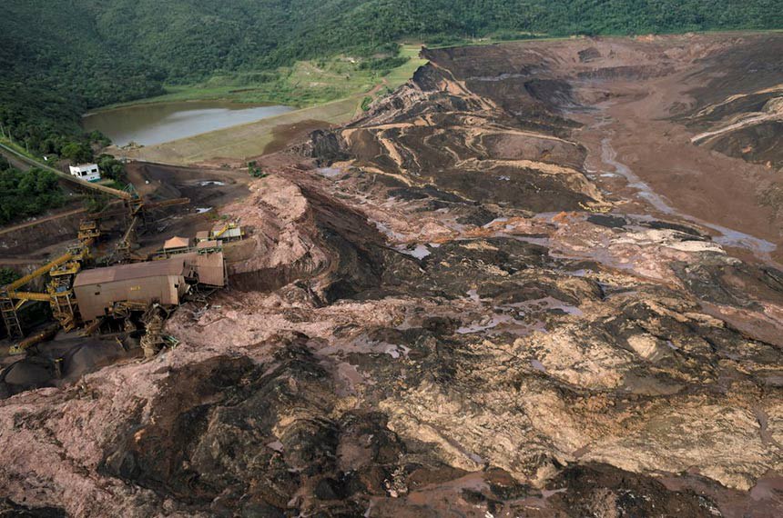 Barragem de rejeitos de mineração da Vale que rompeu em Brumadinho (MG)