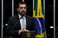 Alemanha e Noruega não têm moral para impor condições ao Brasil, diz Plínio