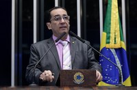 Kajuru pede diplomacia a Bolsonaro na condução da política ambiental