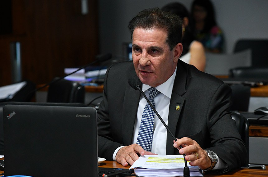O senador Vanderlan Cardoso foi eleito presidente da comissão mista nesta terça-feira (27)