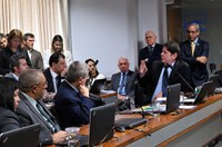 Plenário deve votar distribuição do bônus do pré-sal para estados e municípios