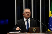 Governo não tem uma política para Amazônia, diz Zequinha